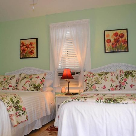 Speakeasy Inn (Adults Only) Key West Bagian luar foto